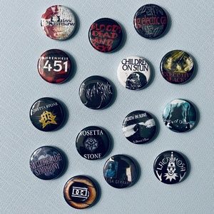 15 '80s & '90s Goth / Alternative 1" Pins